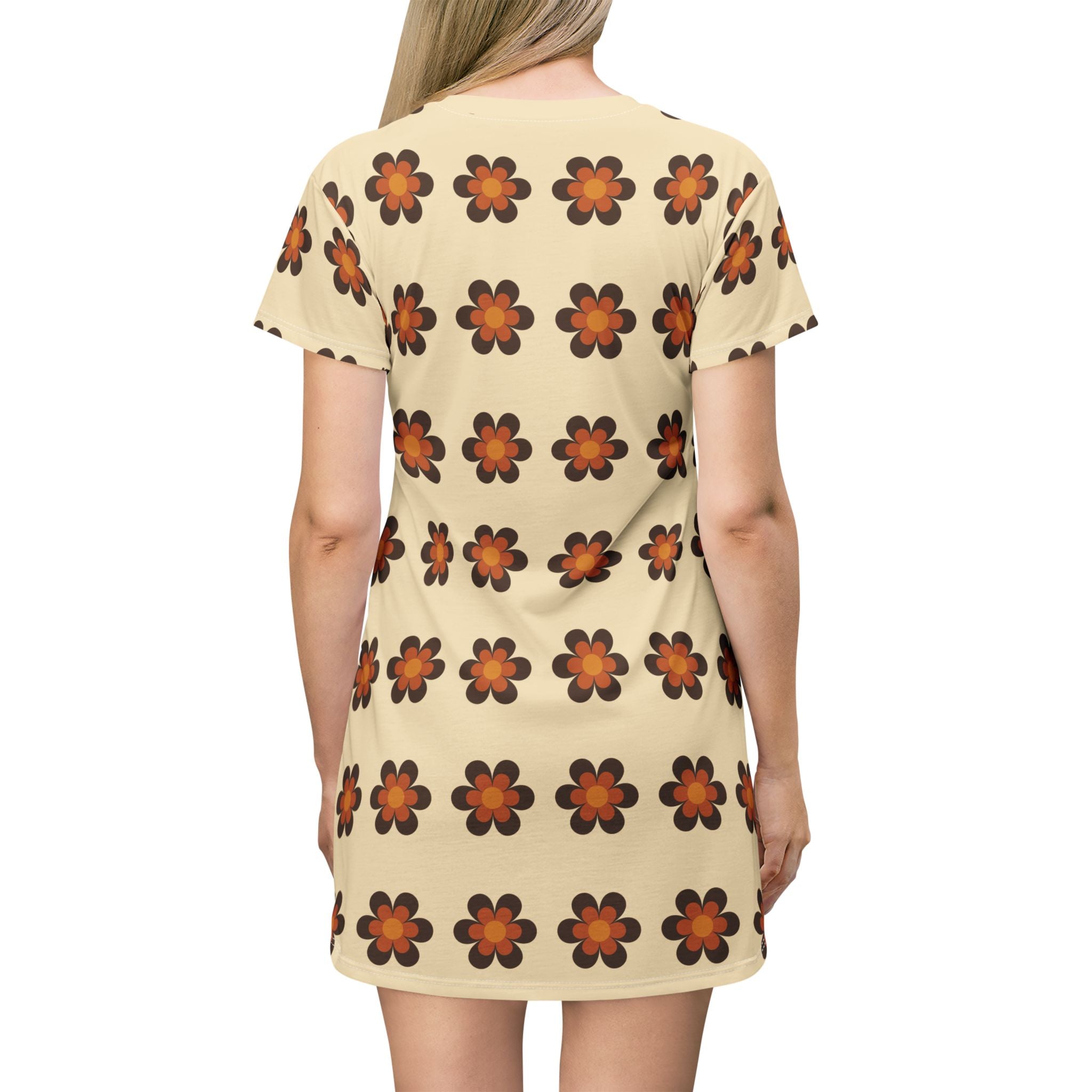 NBW Retro Baige Daisy T-Shirt Dress — 70s Floral AOP Print